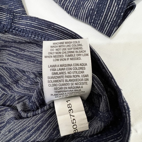 Russell Training Fit Blue Top Size Small Dri-Power Long Sleeve 1/4 Zip - Picture 12 of 15